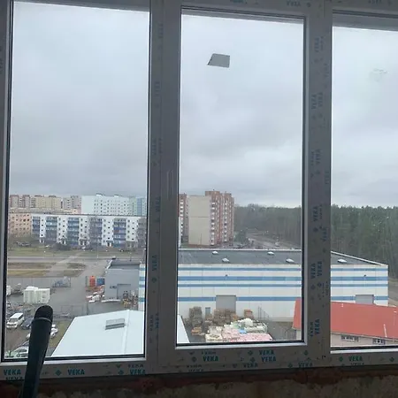 ореховая горка с балконом и лифтом *