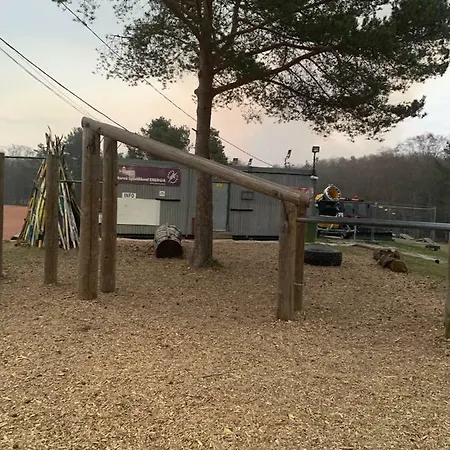 ореховая горка с балконом и лифтом * Narva