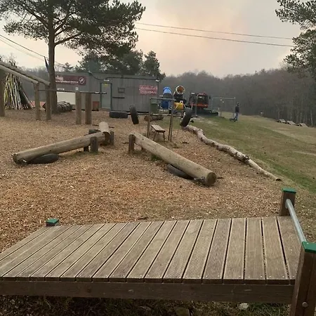 ореховая горка с балконом и лифтом Apartamento