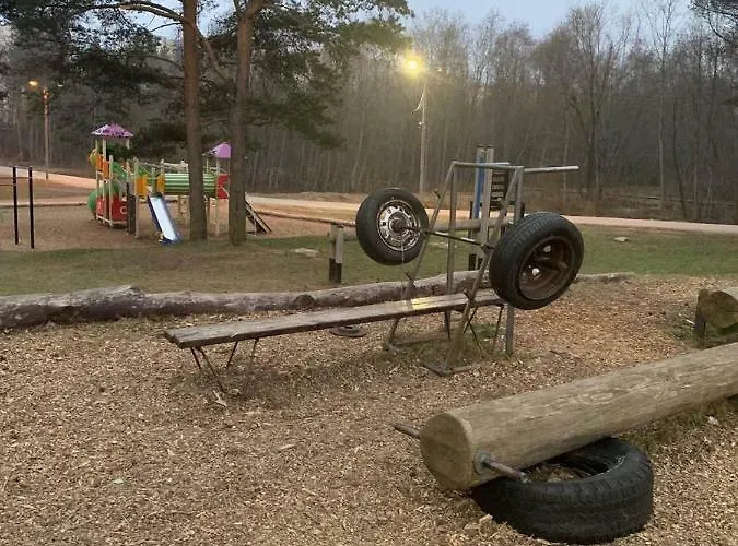 ореховая горка с балконом и лифтом *